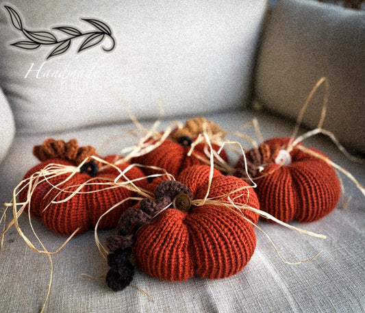 Crochet pumpkins