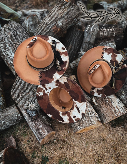 Teardrop cowprint flat brim